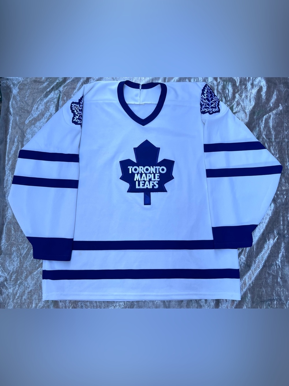Toronto Maple Leafs CCM men’s Hockey Jersey Sz large